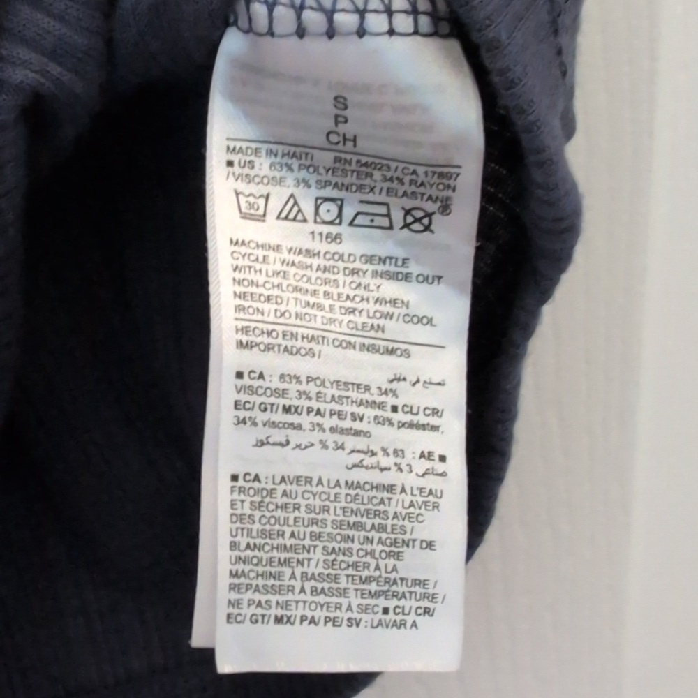 Old Navy Small Navy Luxe Slub-Knit T-Shirt - Picture 7 of 7